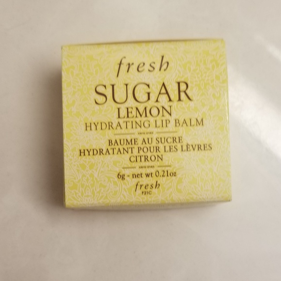 Fresh Sugar Lemon amd Peach Hydrating Lip Balm - Picture 4 of 4